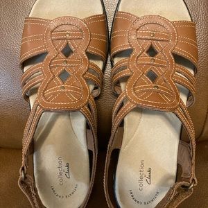 Clarks Ultimate Comfort tan women’s sandals, size 9M, brand new!